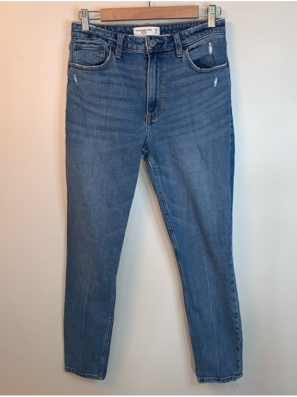 Abercrombie & Fitch Curve Love The Skinny High Rise Jean 28